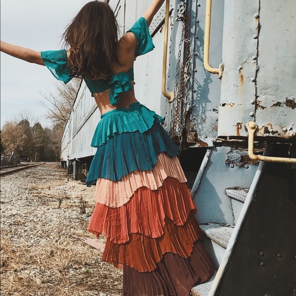 Colorful Tiered Pleated Maxi Skirt Crop Top set- aqua - Picture 8 of 9